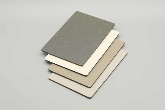 Tính thẩm mỹ với bảng tổng hợp nhôm PVDF cho nội thất và bên ngoài thương mại