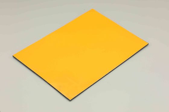 Màu vàng đậm 3MM Acp Pe 1300mm Độ rộng PE phủ Acp Bức tường cho trần nhà