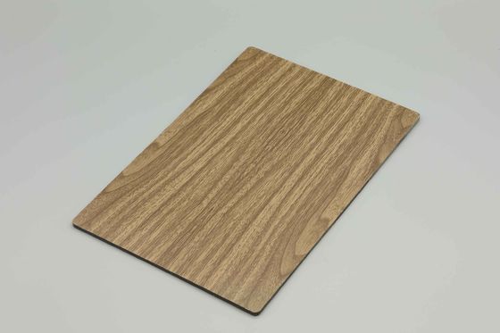 Mặt tiền nhà ở Walnut Wood Aluminium Composite Panel Bảng kim loại ngoài trời 1000mm
