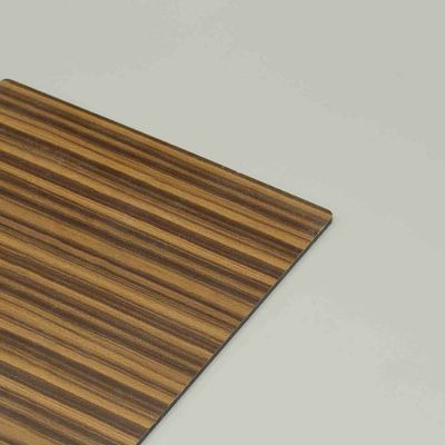 4mm PVDF Woodgrain Aluminium Composite Panel cho mặt tiền bên ngoài & SignageMàn hình tổng hợp nhôm gỗ PVDF 4mm của chúng tôi (ACP) được thiết kế cho mặt tiền bên ngoài tòa nhà, lớp phủ văn phòng và ngoài trời