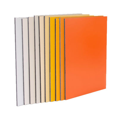 2440mm PE Aluminium Composite Panel với mô hình vải và lớp phủ PVDF cho lớp phủ tường bên ngoài với bảo hành 10-20 năm